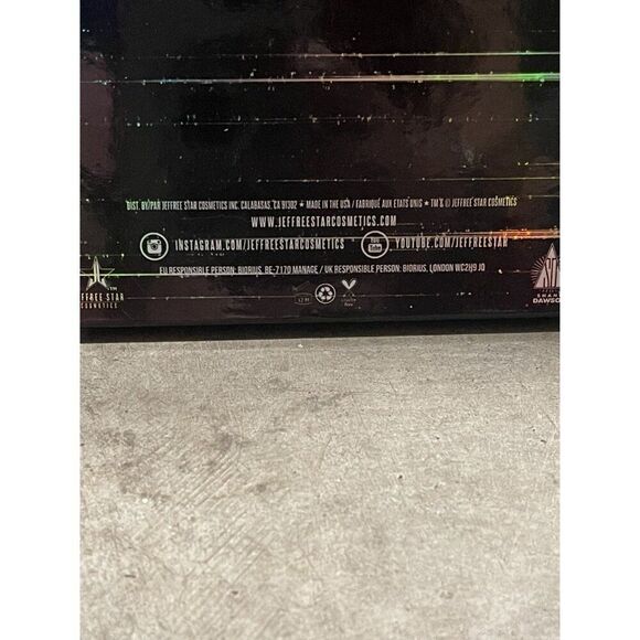 Shane Dawson Mini Controversy Eyeshadow/Pressed Pigment Palette By Jeffree Star - Picture 6 of 6